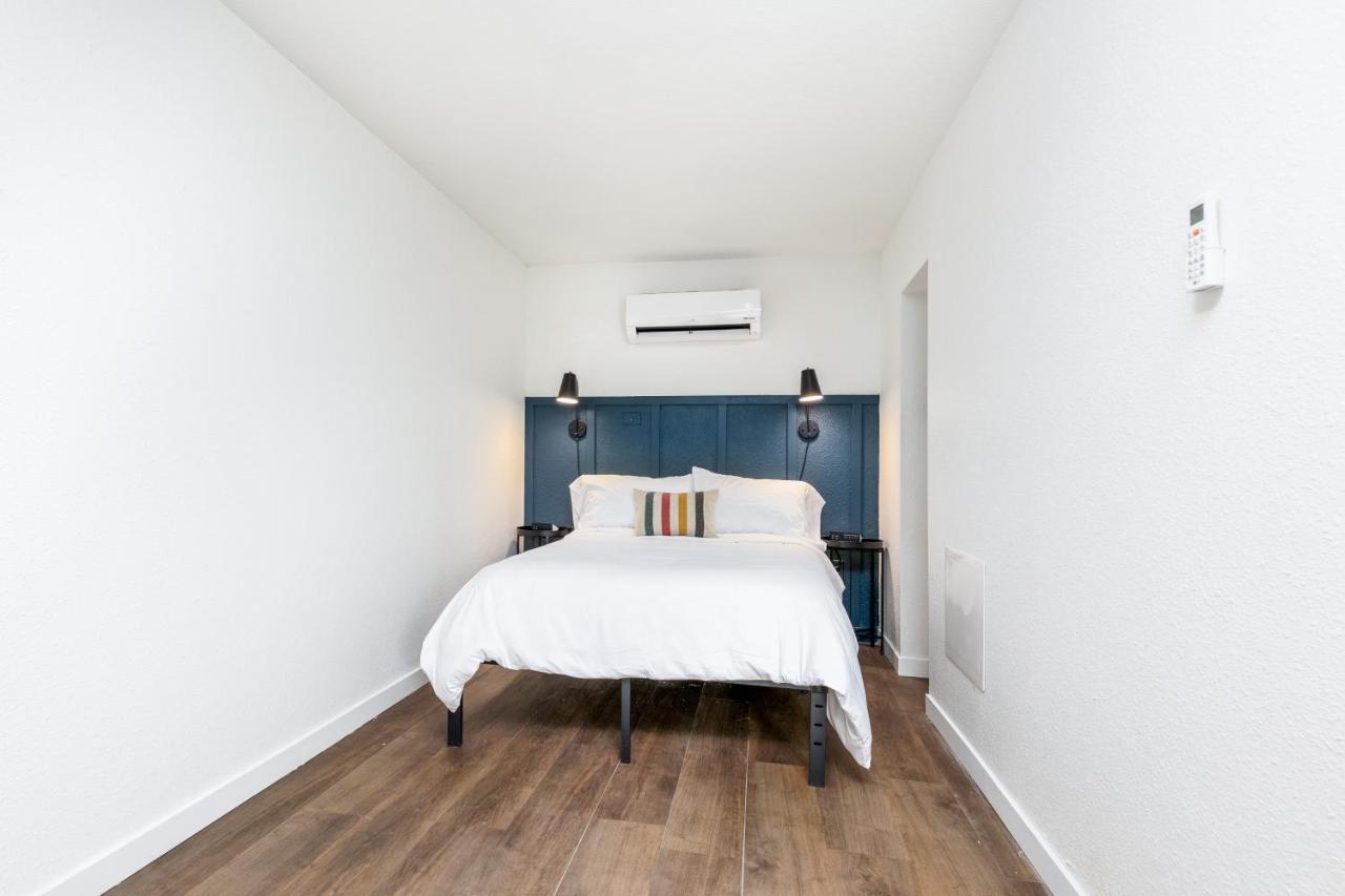Minecart Motor Lodge Монтроз Экстерьер фото