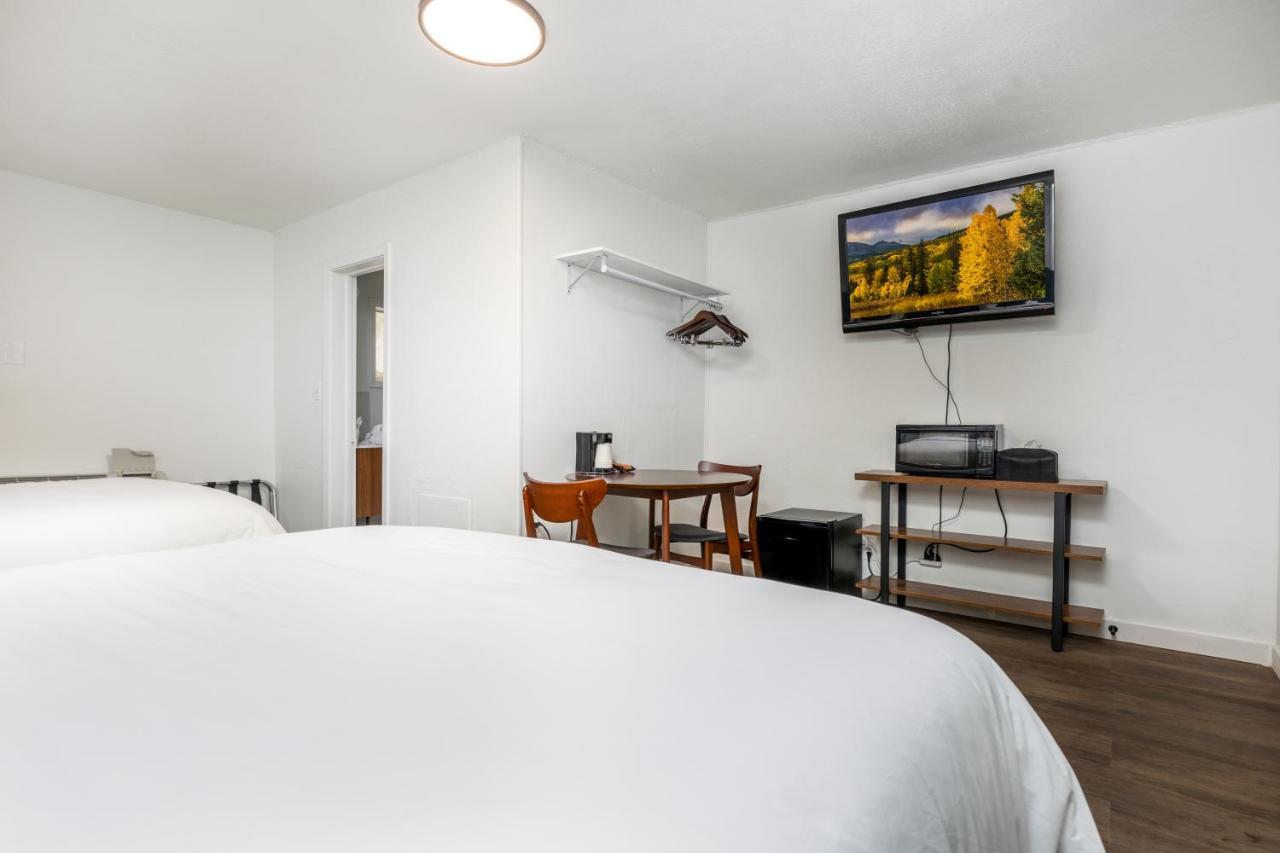Minecart Motor Lodge Монтроз Экстерьер фото